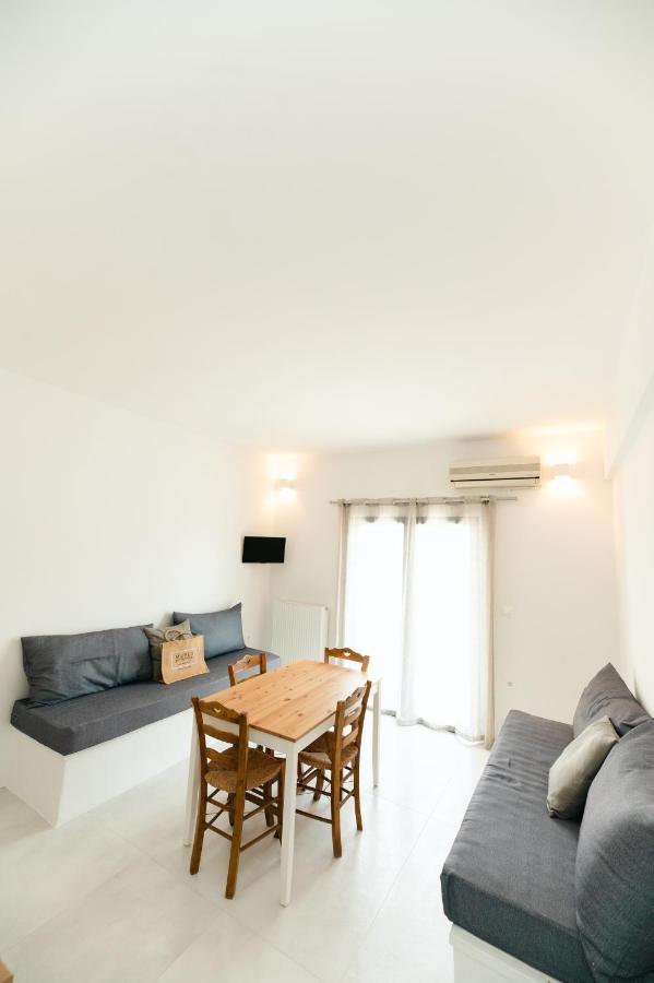 Muses Apartments Agia Anna  Exterior photo